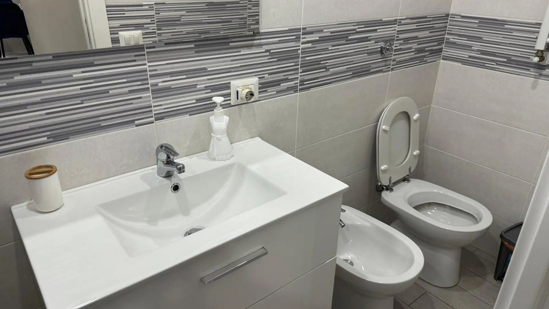 Mignone Luxury House Bed & Breakfast Naples